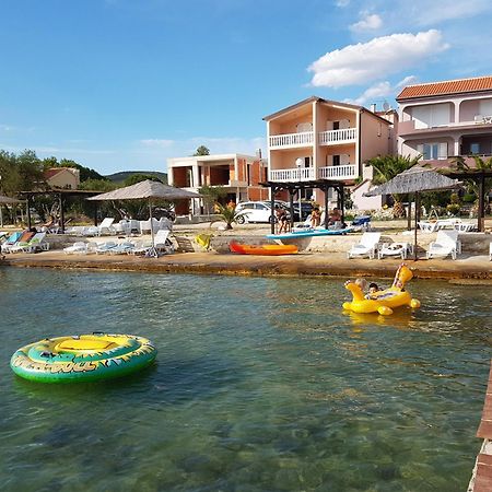 Euroholiday Apartments 图兰杰 外观 照片