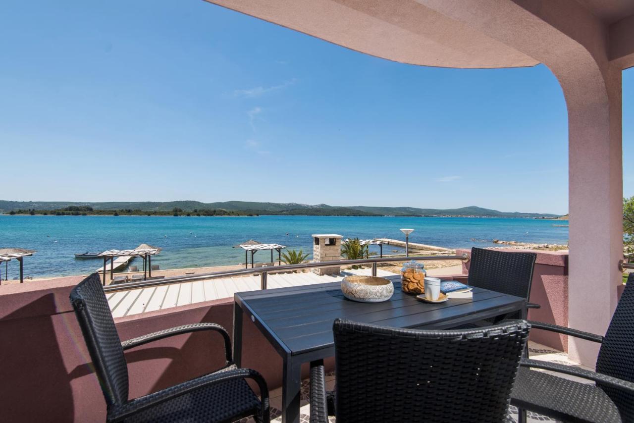 Euroholiday Apartments 图兰杰 外观 照片