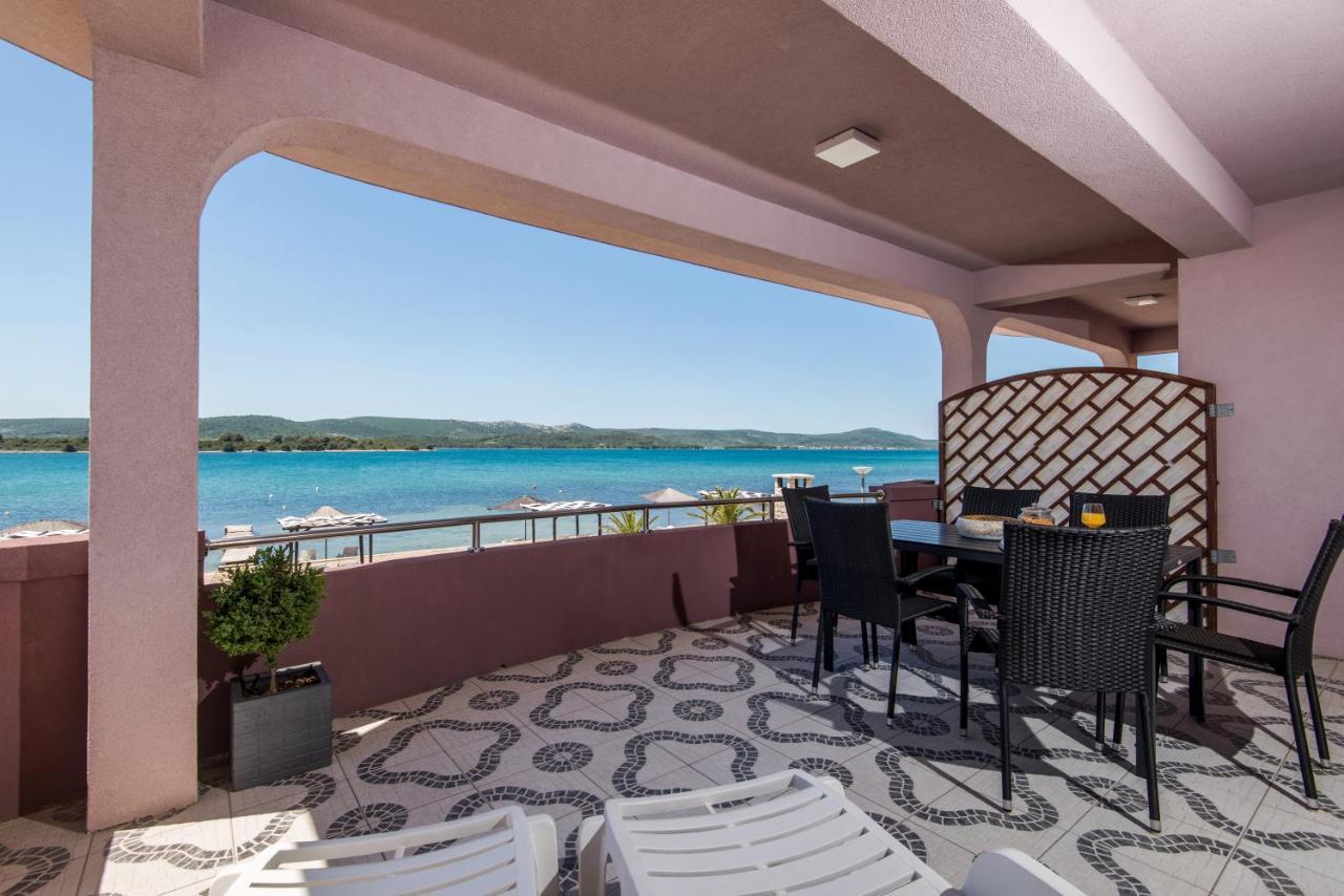 Euroholiday Apartments 图兰杰 外观 照片