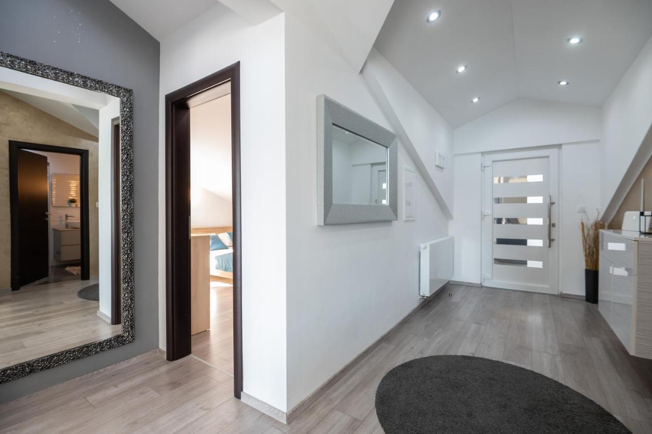 Euroholiday Apartments 图兰杰 外观 照片