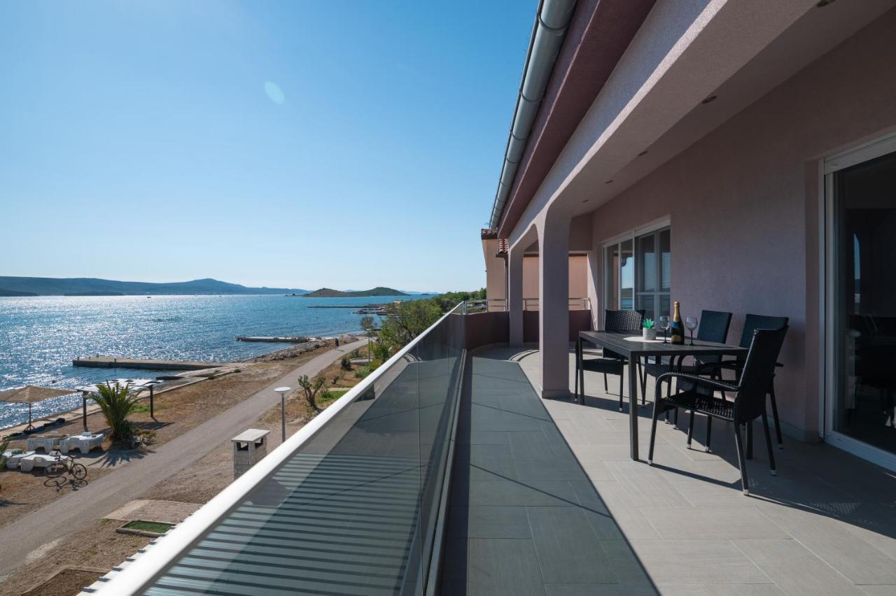 Euroholiday Apartments 图兰杰 外观 照片