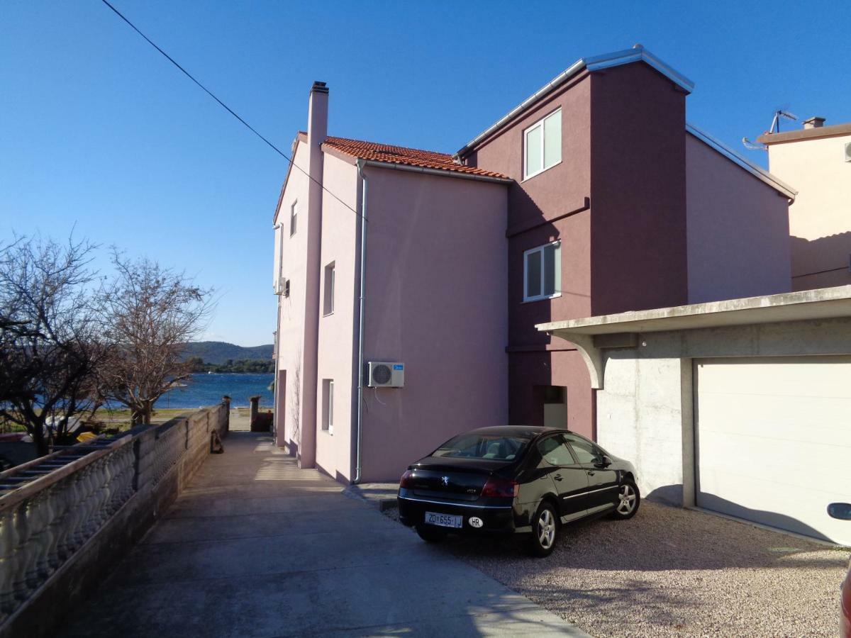 Euroholiday Apartments 图兰杰 外观 照片